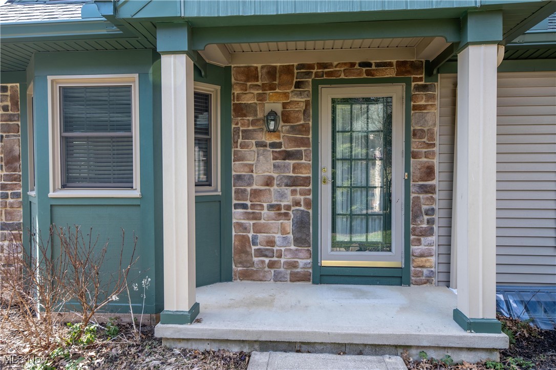 Hampton Condo - Residential