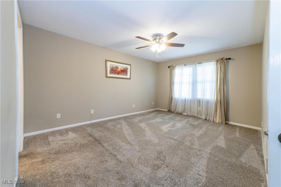 Hampton Condo - Residential