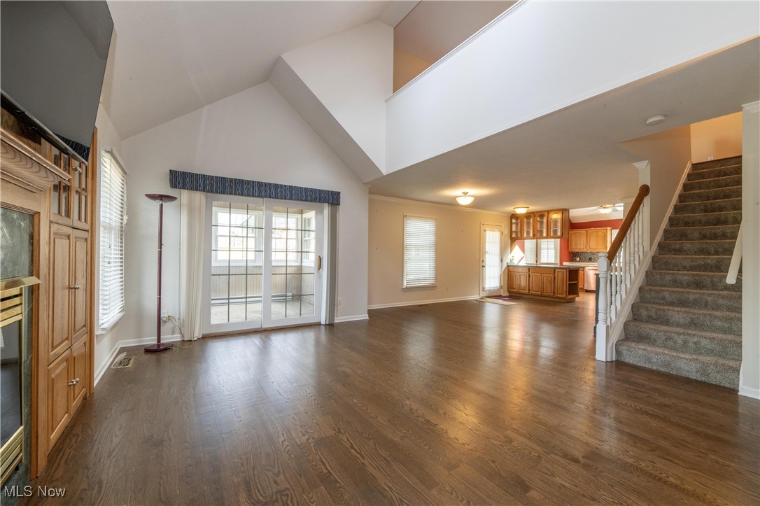 Hampton Condo - Residential