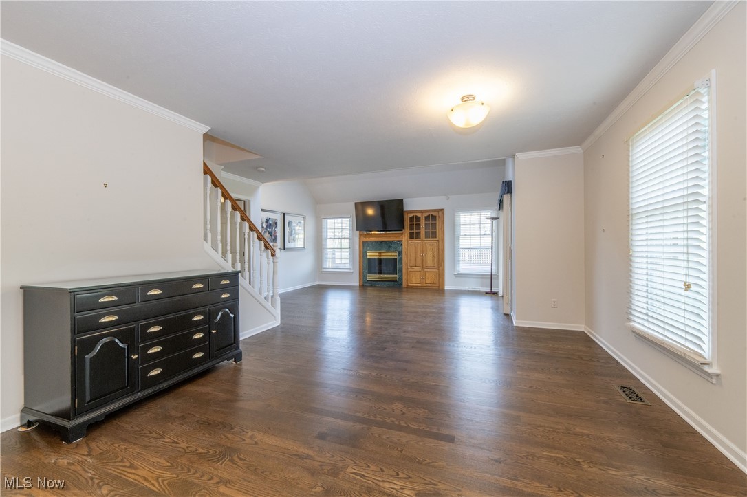 Hampton Condo - Residential