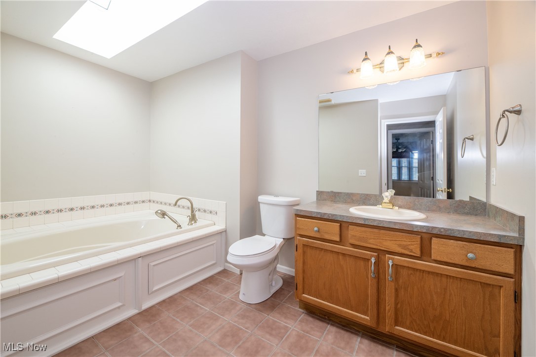 Hampton Condo - Residential