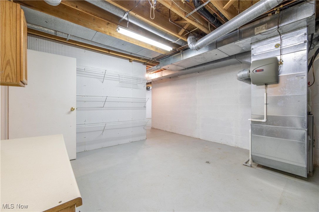 Hampton Condo - Residential