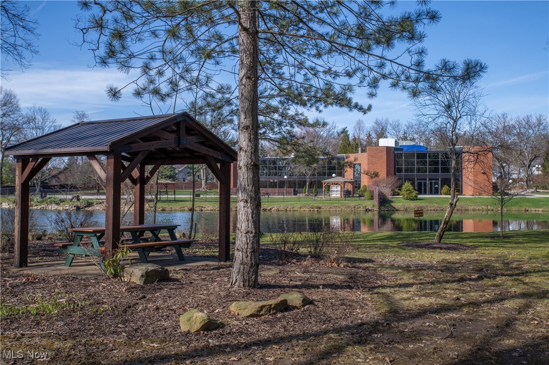 Hampton Condo - Residential