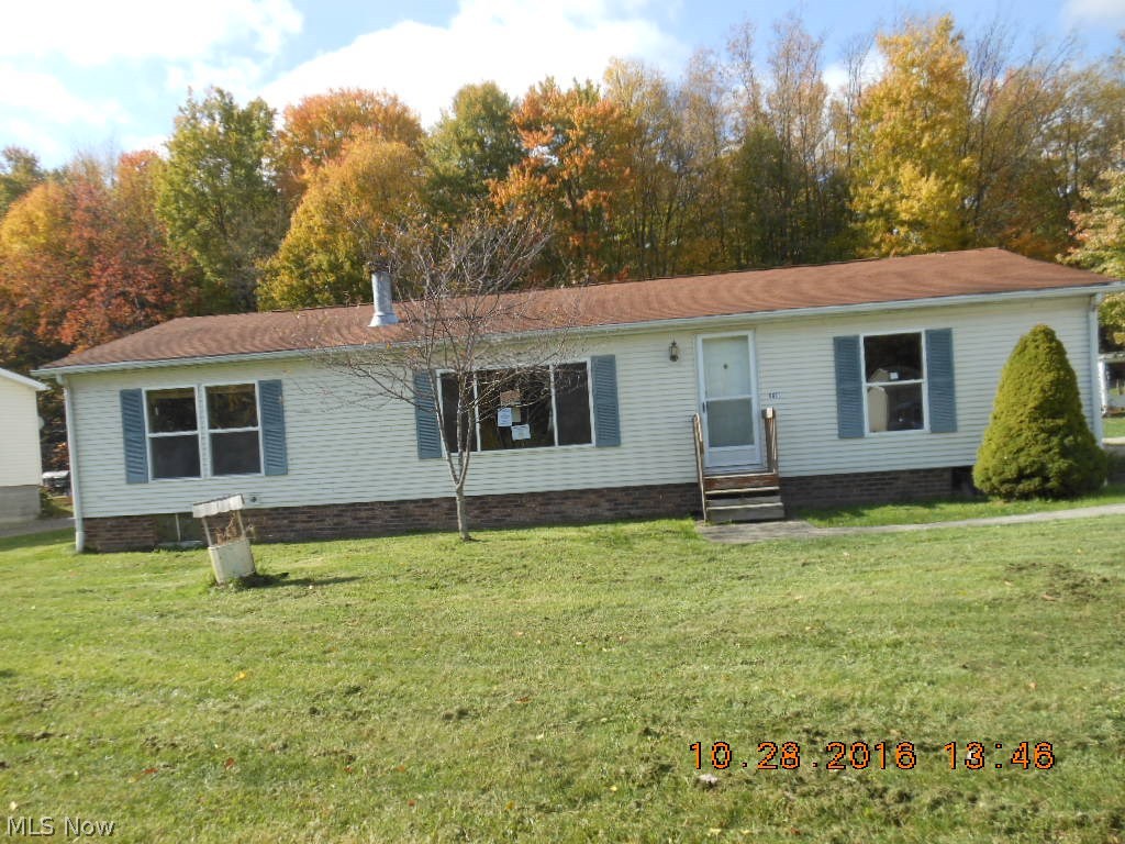 3 bedroom, 2 full bath manufactured home with a partially enclosed deck and a 2 car garage in a great location on a no through street. To be sold AS IS. Buyer responsible for due diligence inquiry of all property information. Room sizes are approximate and not guaranteed. Condition of any appliances are not warranted. Closing agent of Buyers choice. FHA Financing subject to FHA Appraisal (IE - Insured Escrow - Repair Escrow -$1000). Buyers/Inspectors MUST be accompanied by their agent.