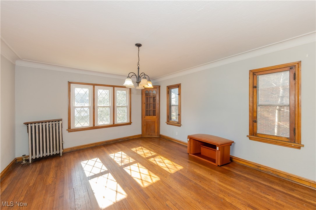 Cleveland, Ohio 44120, United States, 8 Bedrooms Bedrooms, ,3 BathroomsBathrooms,Residential,Contingent,93337