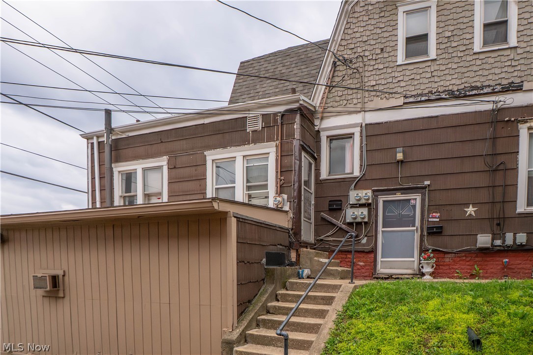 Canton - Residential Income