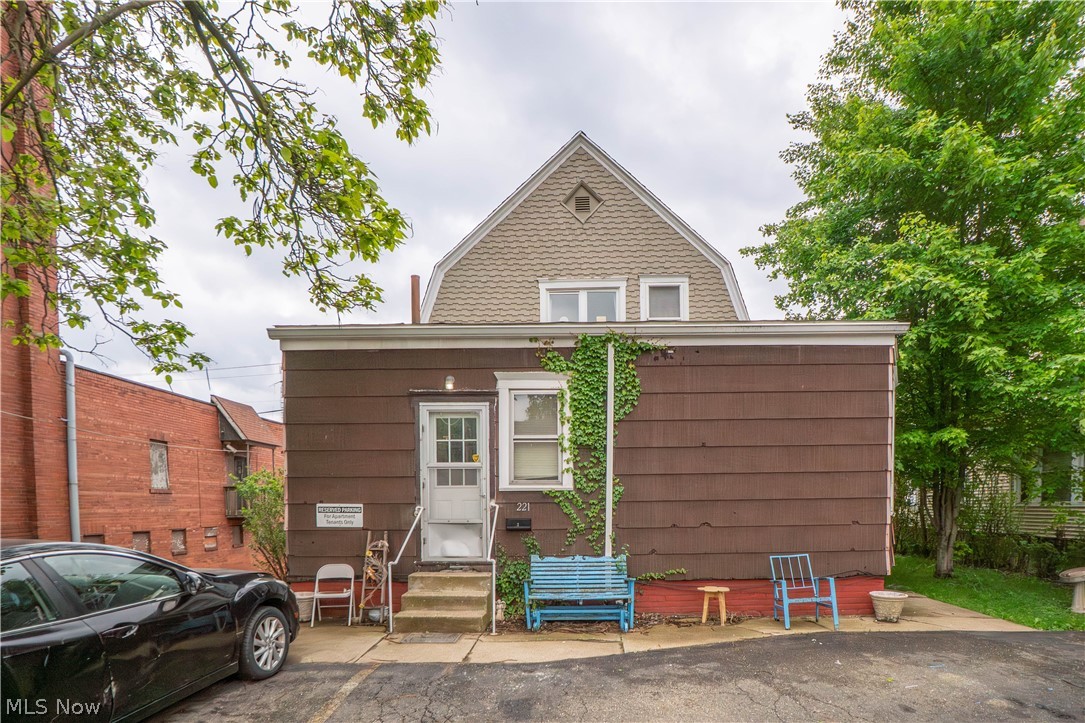 Canton - Residential Income