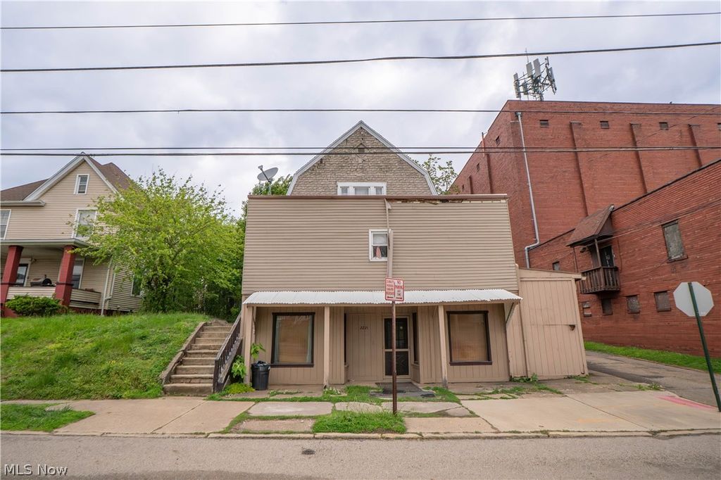 Photo of 2221 6th Street SW, Canton, OH 44706 (MLS # 5209712)