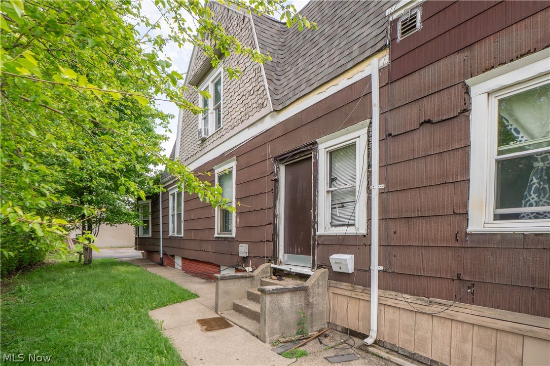 Canton - Residential Income