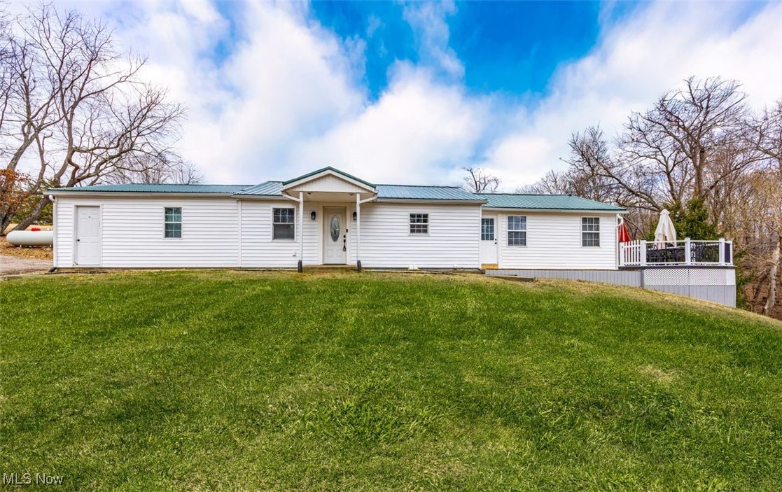 2445 S Pleasant Grove Road, Zanesville, Ohio image 2