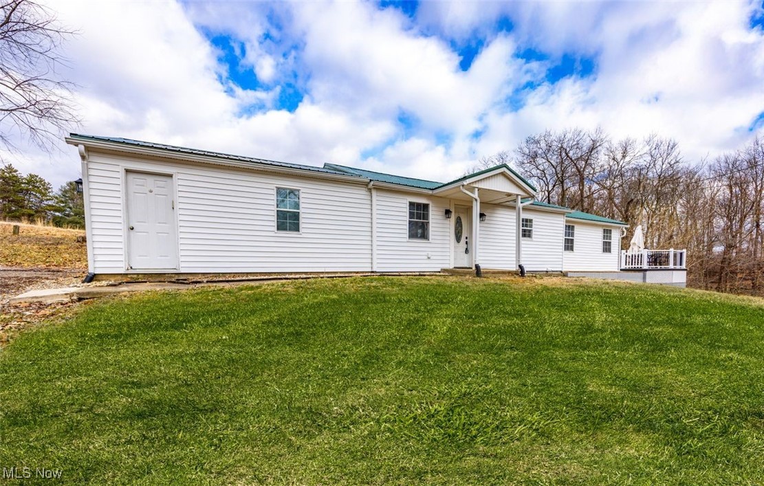 2445 S Pleasant Grove Road, Zanesville, Ohio image 3