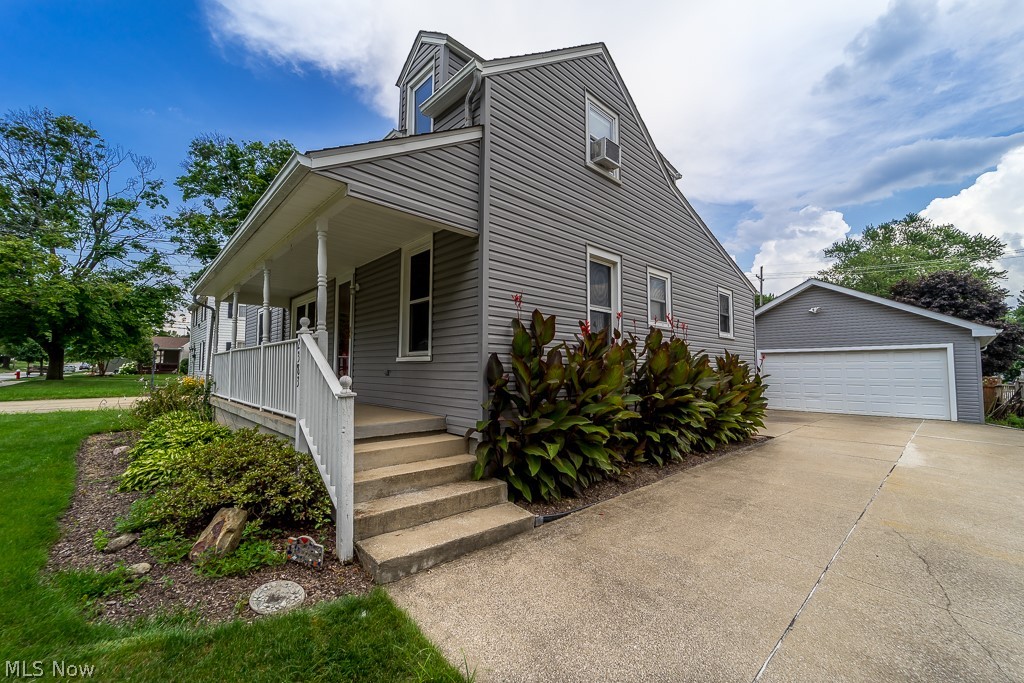 Akron Gardens - Residential