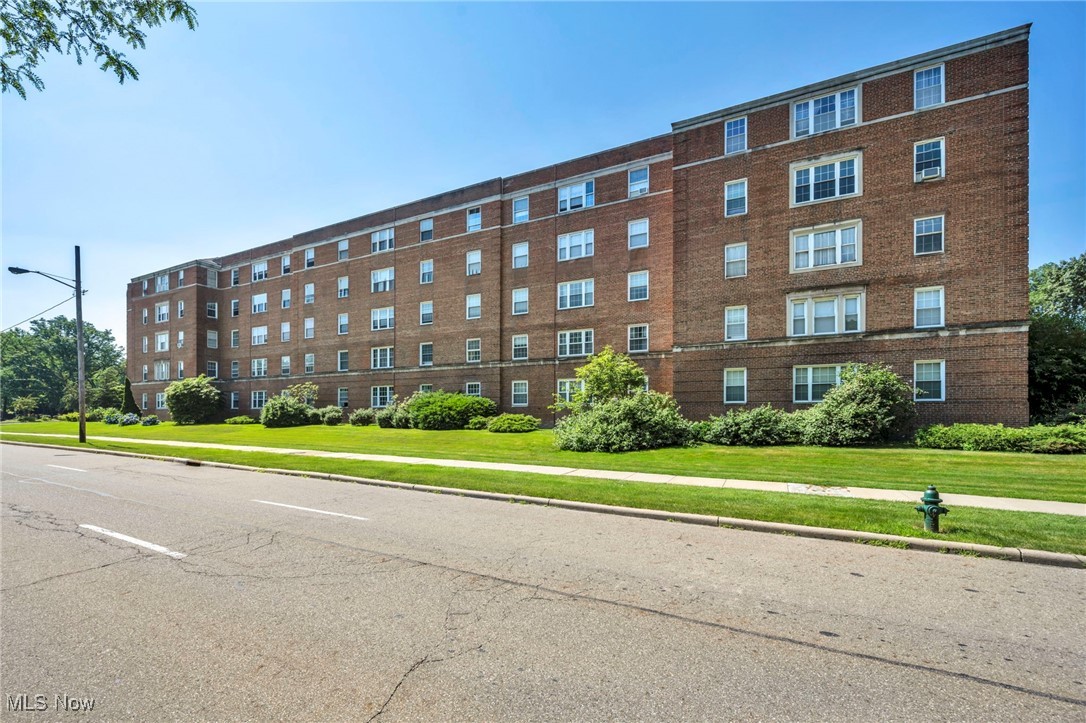 Prepare to be impressed by this elegant, modern, & beautifully remodeled 2-bedroom, 2- full bath ranch-style condo located in one of Shaker Heights’ most desirable & affordable buildings. Secure, well-maintained complex offers incredible value w/HOA fee that includes all utilities, trash, cable, & high-speed internet—plus amenities like indoor garage parking with a car wash bay, storage locker, & more. Pride of ownership is evident throughout this long-term owner-occupied home and building, and the care taken in every detail is sure to shine through. Step into the sunbathed interior and experience a space that has been thoughtfully updated over the past five years. From fresh paint to dramatic & durable luxury vinyl tile flooring, condo feels both stylish & comfortable. The centerpiece is the stunning 2025 remodeled gourmet kitchen, complete with a premium stainless steel range, added dishwasher, modern hardware, deep sink, custom tile backsplash, and a must-see oversized walk-in pantry that every cook will love. Split-bedroom layout offers privacy, with each bedroom featuring its own refreshed full bath, ideal for roommates, guests, or quiet living. The spacious great room floods with natural light and makes entertaining or relaxing easy and enjoyable. Additional updates include a new electrical breaker box in 2023 and a high-floor location offering peaceful views. This move-in-ready home is a true gem—affordable, convenient, & loaded with value. Call today and fall in love with this exceptional Shaker Heights condo.