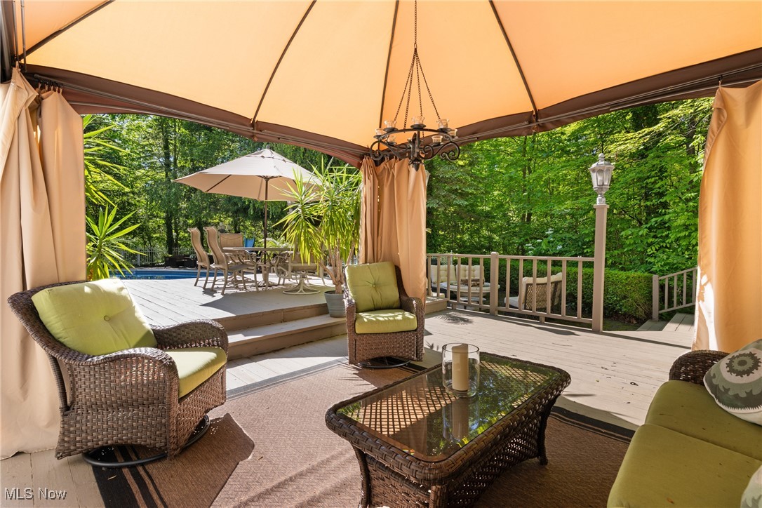 5360 Som Center Road, Solon, Ohio image 33