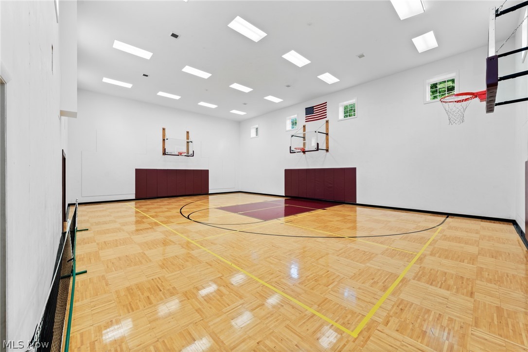 Gray Eagle Point - Residential