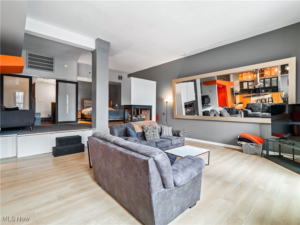 408 W Saint Clair Avenue #307, Cleveland, Ohio image 19