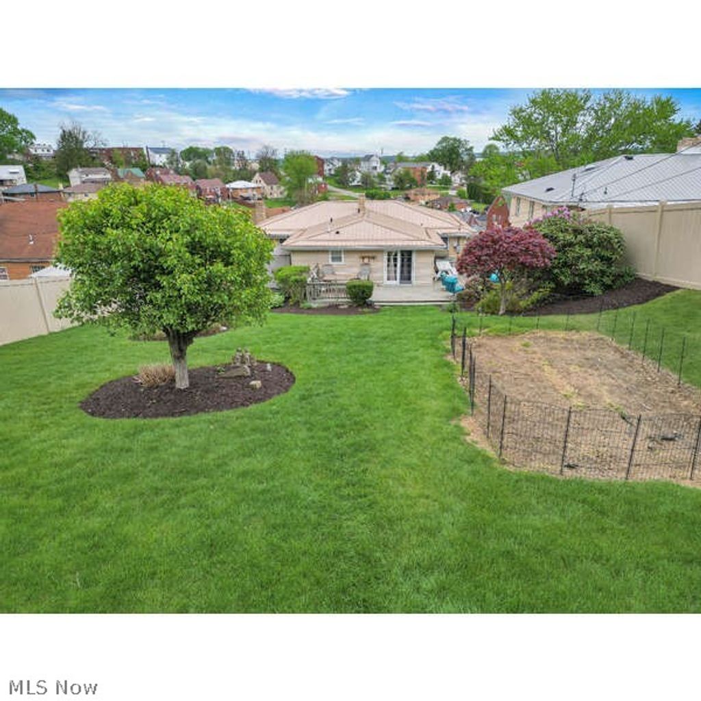 Photo of 2711 Whitehaven Boulevard, Steubenville, OH 43952 (MLS # 5208057)