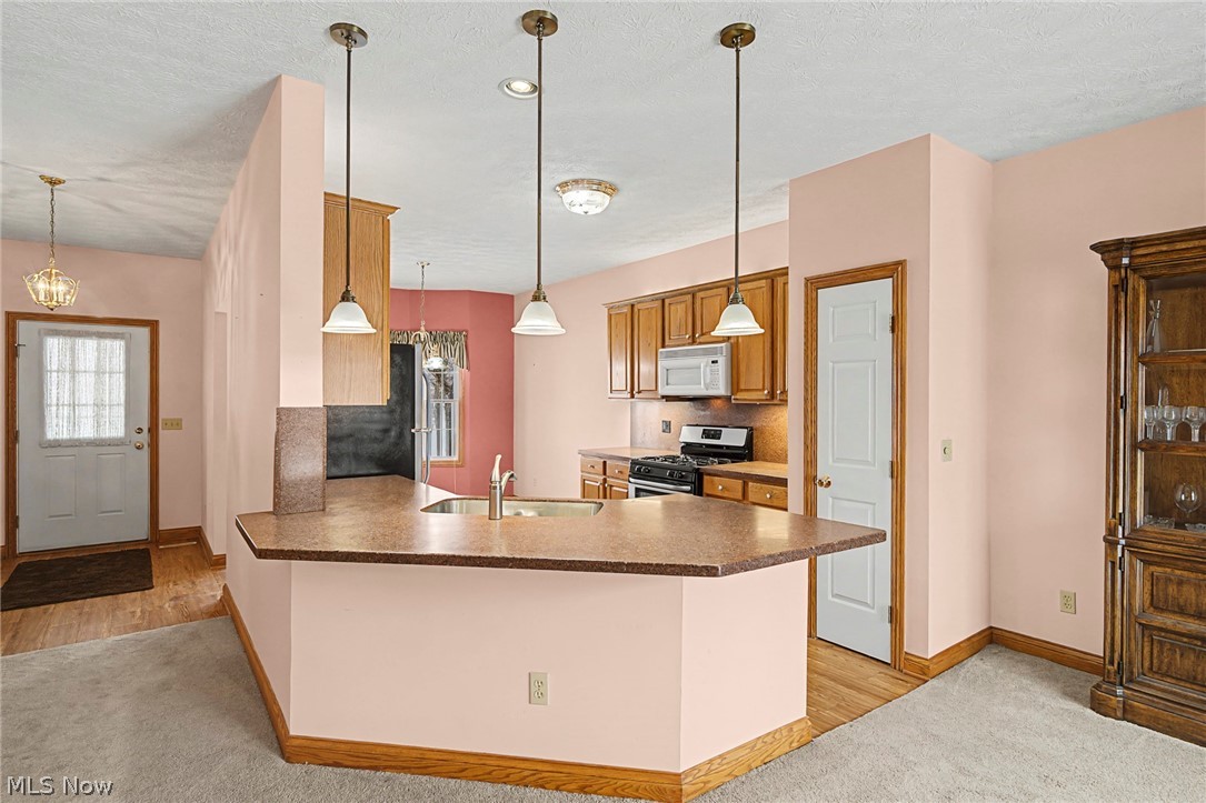 Villas At Macintosh Farms - Residential