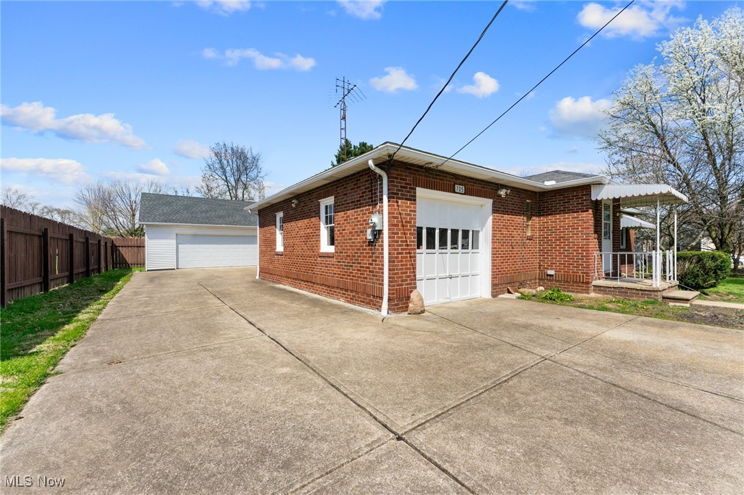 705 Figueroa Place, Canton, Ohio image 19