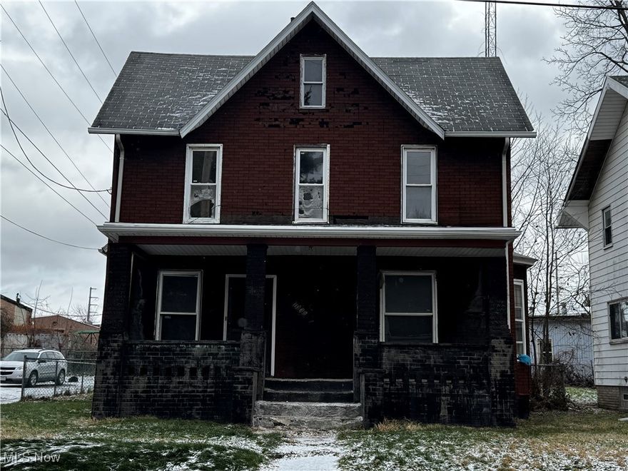 Unlock the potential in this 3-bedroom, 1-bath, 1,578 sq ft single-family home located in Canton’s NE corridor. Built in 1895, this property offers solid square footage, functional layout, and a 3,981 sq ft lot, making it a strong opportunity for your next rehab, flip, or rental project. the property has been fully cleaned out and is ready for your updates and value-add improvements. A perfect blank slate for flippers, rehabbers, or buy-and-hold investors looking for their next project. Selling as-is.
