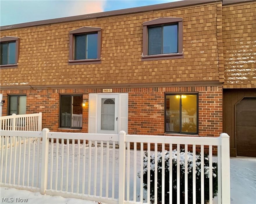 This spacious unit is nearly brand new! All new tile flooring in the dining area, kitchen, and bathrooms, all new carpet and paint throughout the entire unit! New counter tops in the kitchen give this unit a great look! Newer Hvac, HW tank and more! Just move right in!