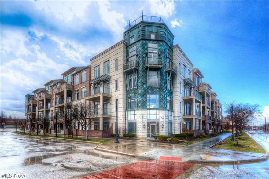 Live in the heart of Shaker Heights! This fantastic two-bedroom condo boasts beautiful hardwood floors, kitchen with granite and maple cabinetry and in-suite laundry. The open floor plan creates a great space for entertaining. With a wall of windows in the great room, the unit is light, bright and open. The covered terrace creates an additional space that you will love. Close to Shaker Square, University Circle, Case, Cleveland Clinic, and University Hospitals.