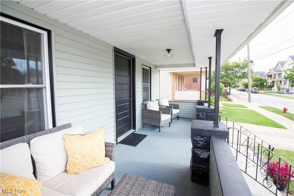 2087 Quail Street, Lakewood, Ohio image 2