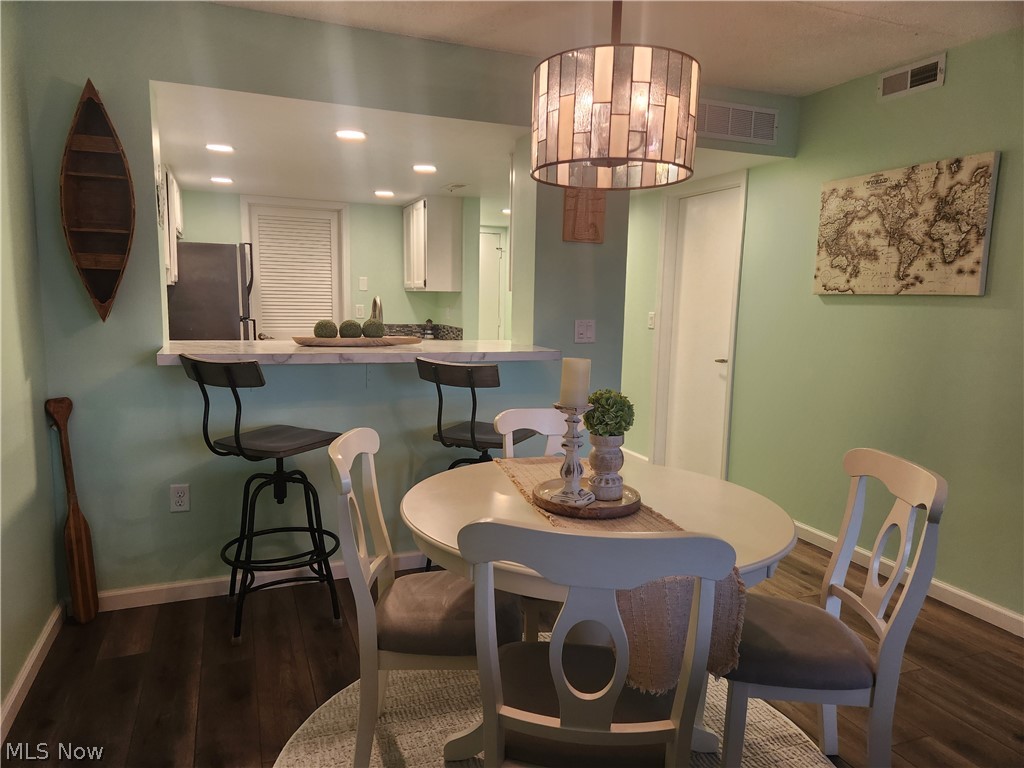 Marina Tower Condo - Residential