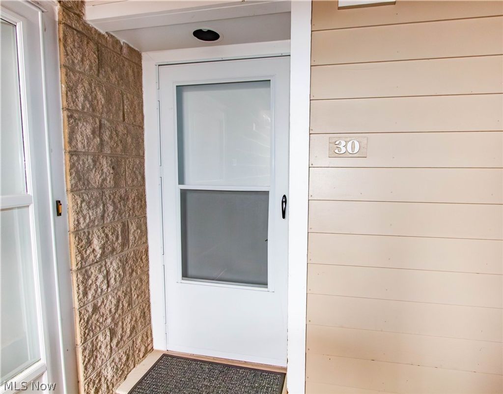 Photo of 30 Marina Point Drive, Sandusky, OH 44870 (MLS # 5191710)