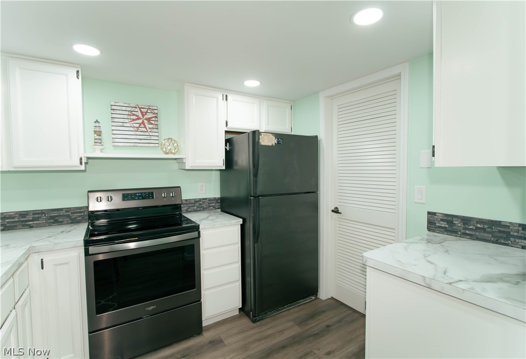 Marina Tower Condo - Residential