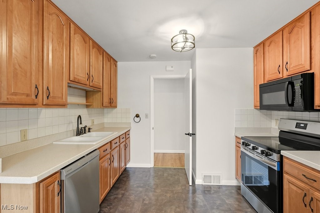 Lake Forest - Residential