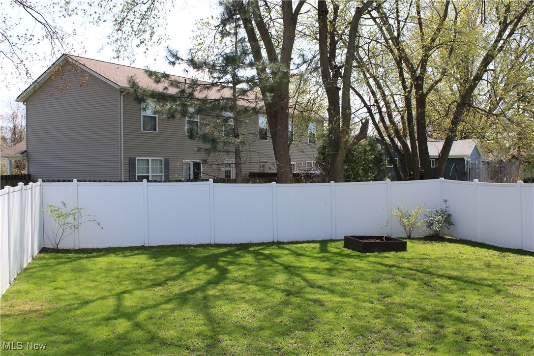 516 Courtland Street, Fairport Harbor, Ohio image 30