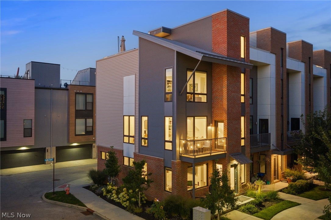 7317 Catlin Court
