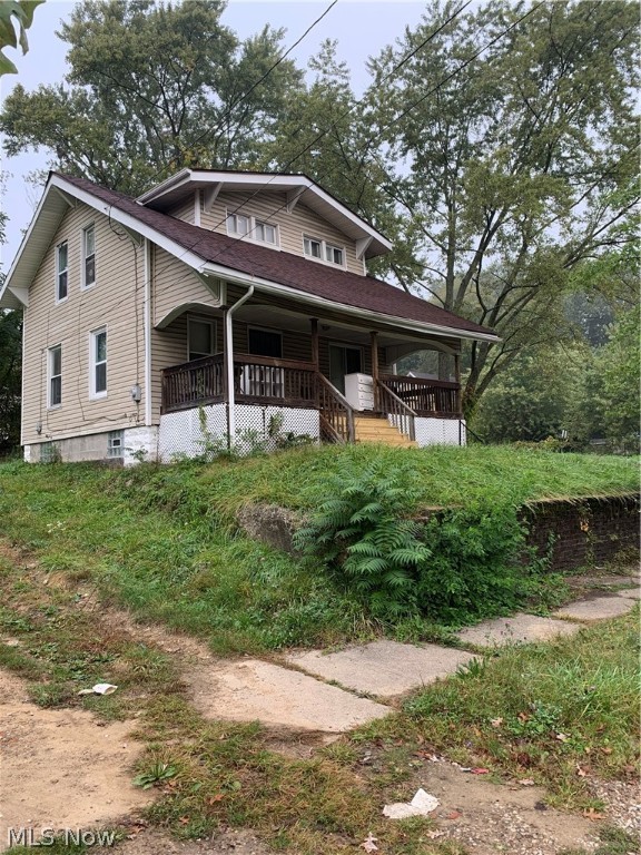 A great opportunity as an investment, or to make your own home!