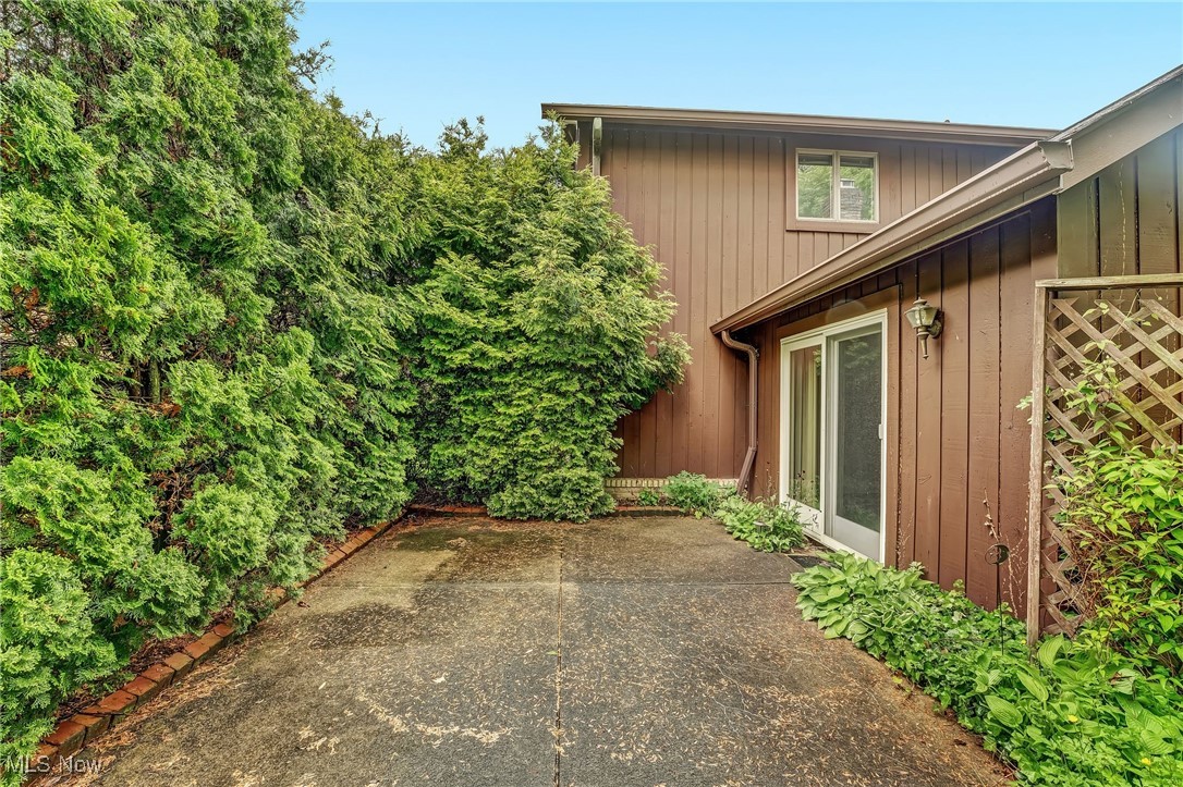 33 Brandon Place, Rocky River, Ohio image 27