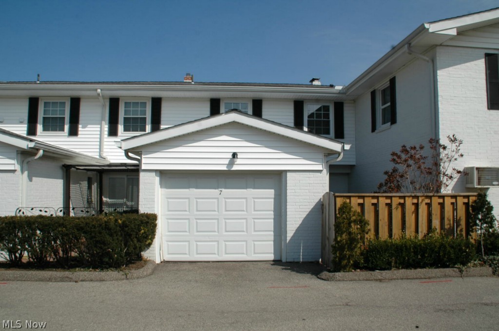 Meadowlawn - Residential