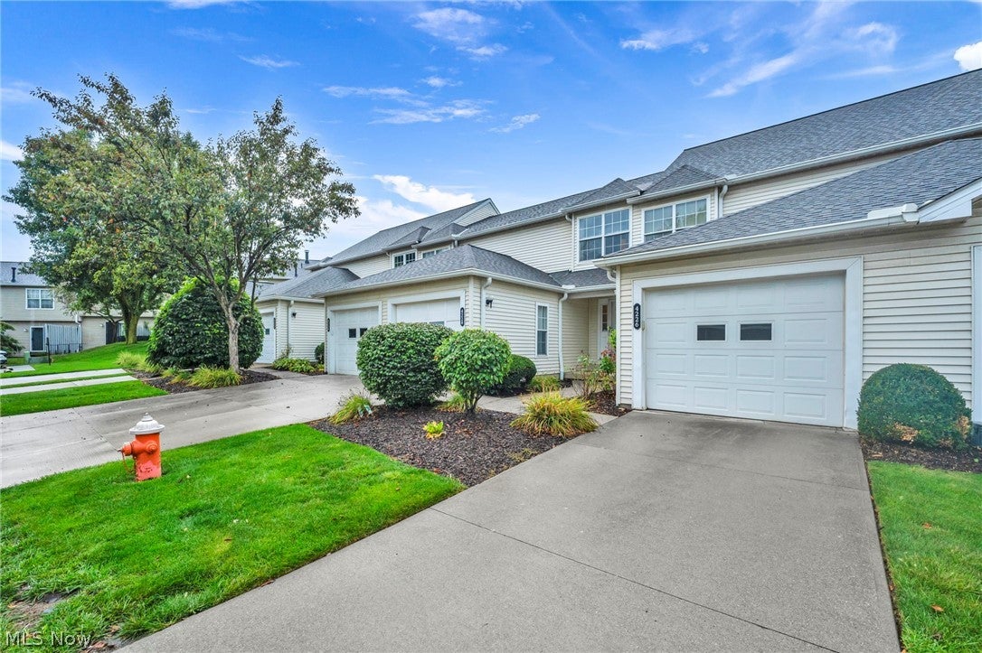 4226 River Ridge Drive