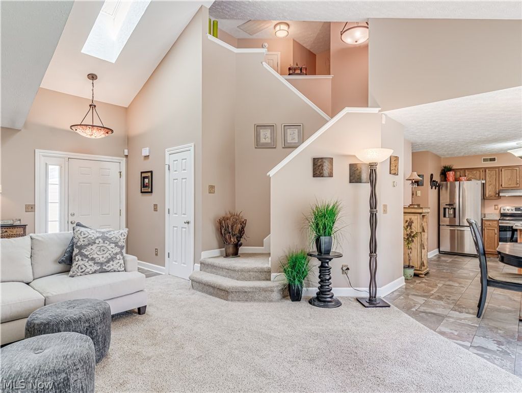 Photo of 66 Falling Water Circle, Munroe Falls, OH 44262 (MLS # 5194796)