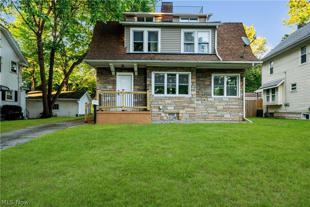 Photo of 375 S Firestone Boulevard, Akron, OH 44301 (MLS # 5220847)