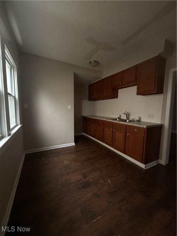 L C Durschlags - Residential Lease