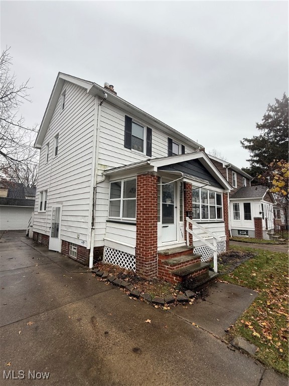 L C Durschlags - Residential Lease