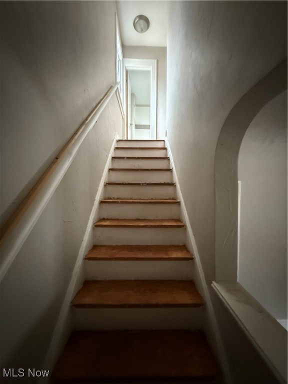 L C Durschlags - Residential Lease