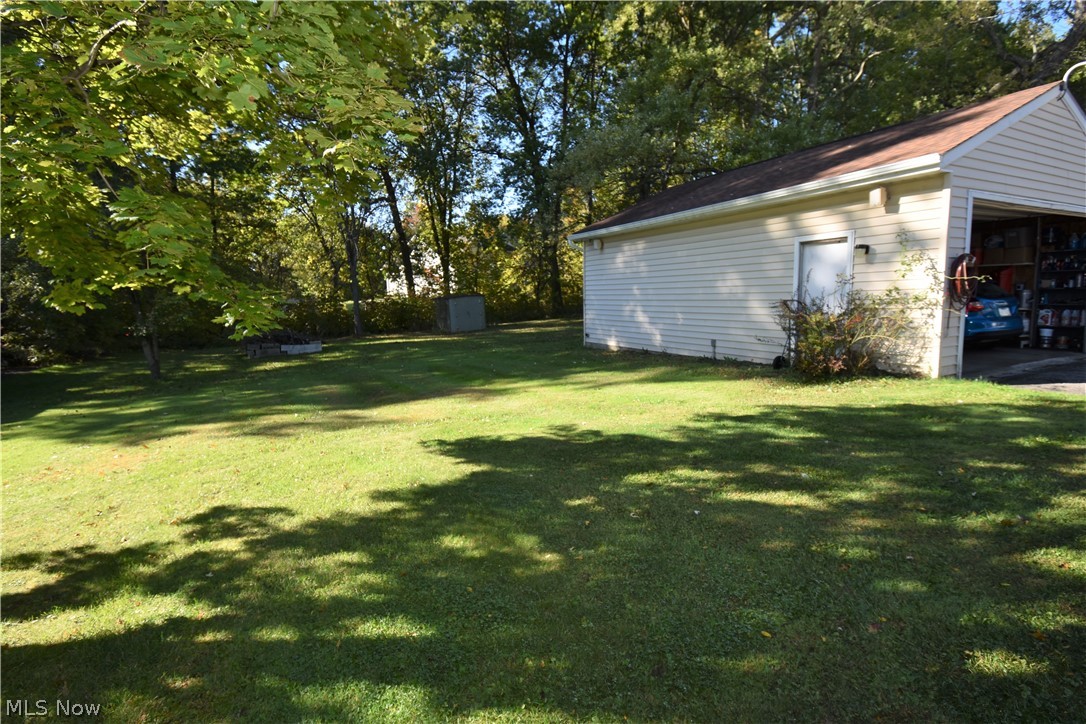 Blue Bird Knolls - Residential