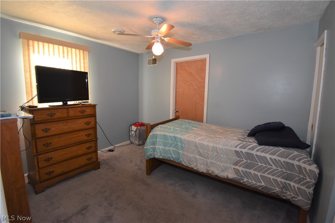 Blue Bird Knolls - Residential