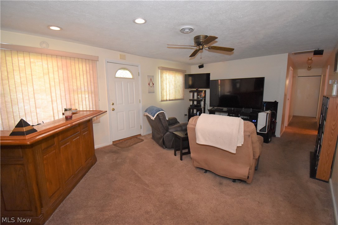 Blue Bird Knolls - Residential