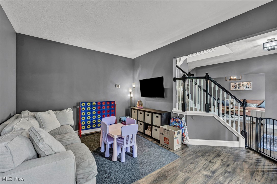 5858 Northampton Drive, Medina, Ohio image 8