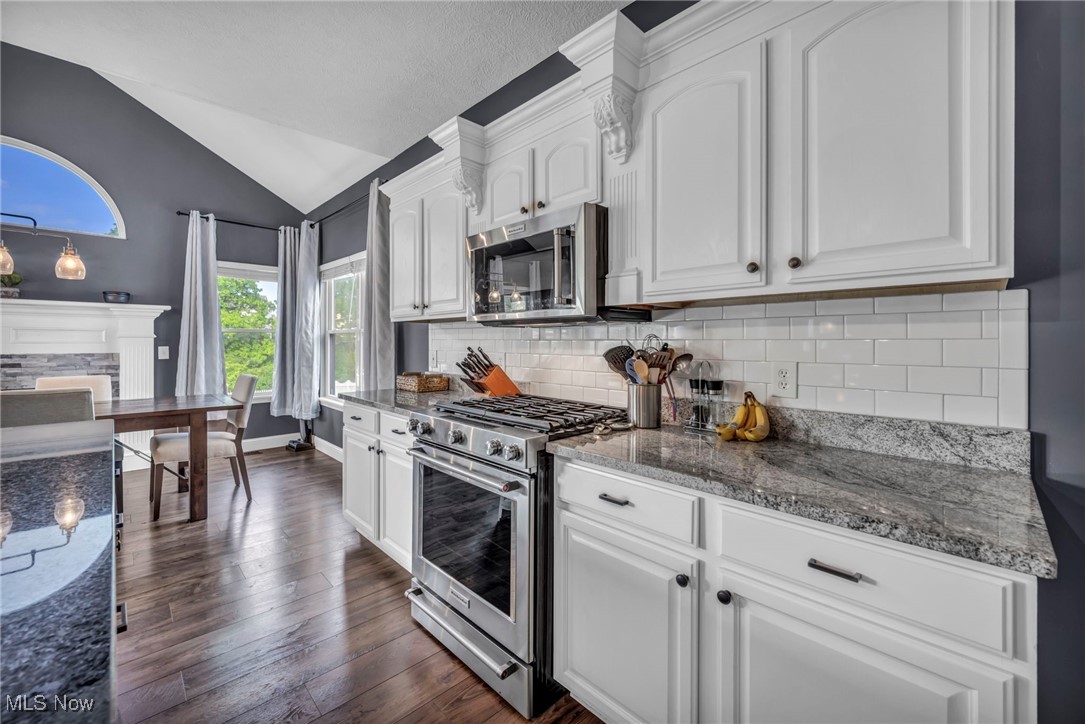 5858 Northampton Drive, Medina, Ohio image 13