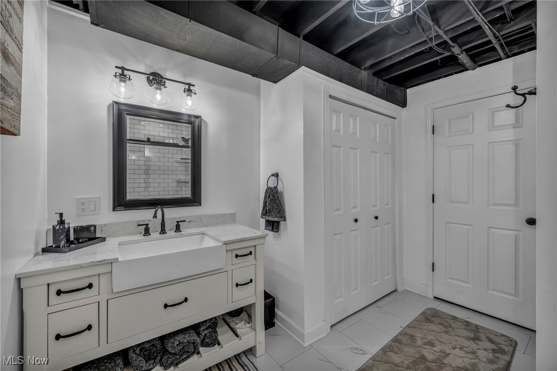 5858 Northampton Drive, Medina, Ohio image 36
