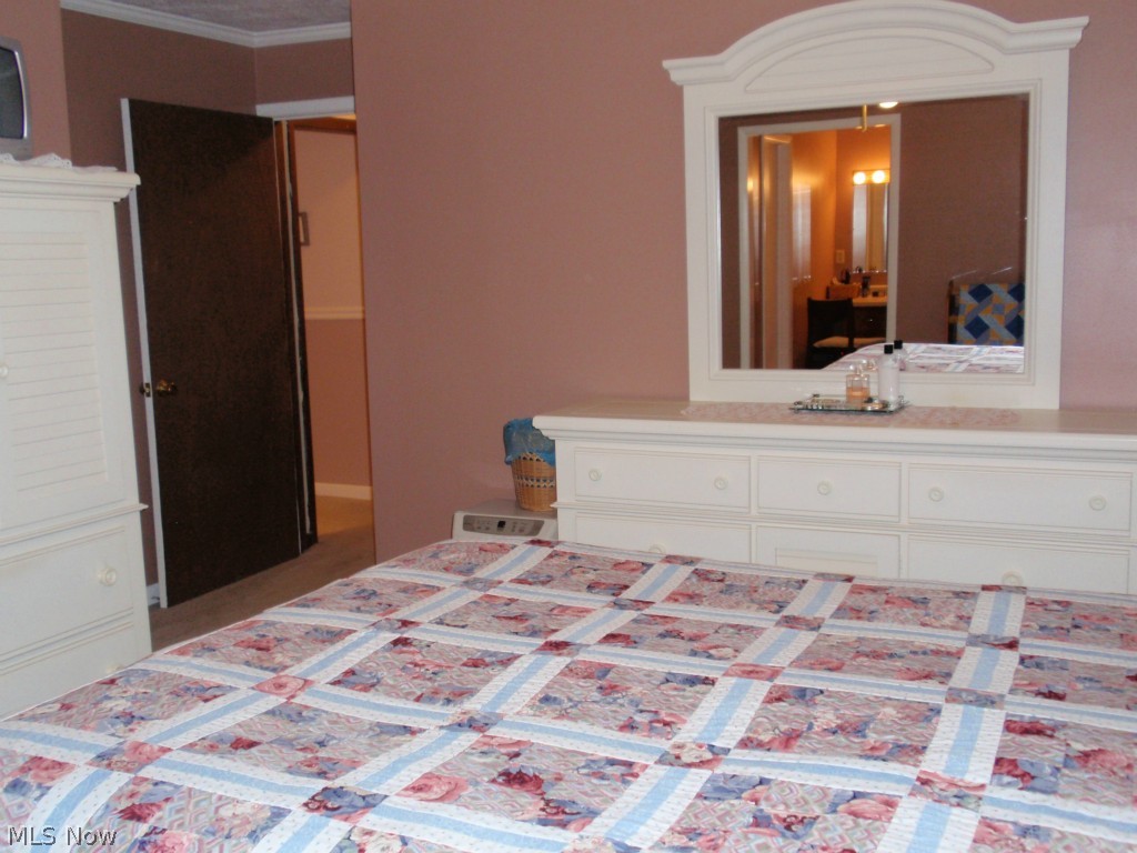 Meadowbrook Lake - Residential