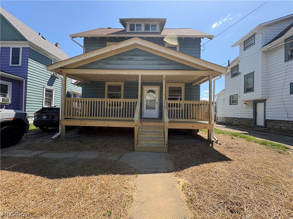 Photo of 565 Brown Street, Akron, OH 44311 (MLS # 5214911)